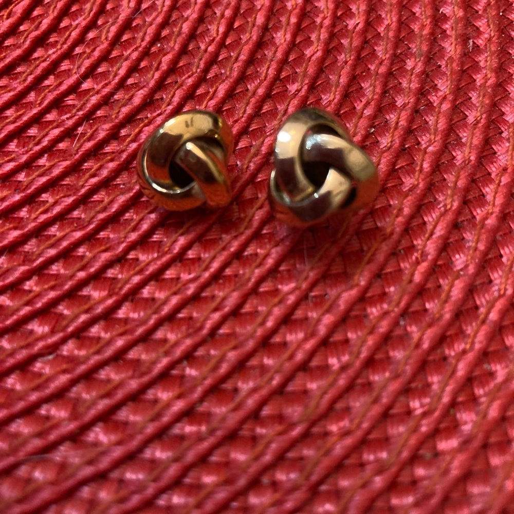 Bundle 5, get 20% off - Vintage Gold-Tone Knot Earrings